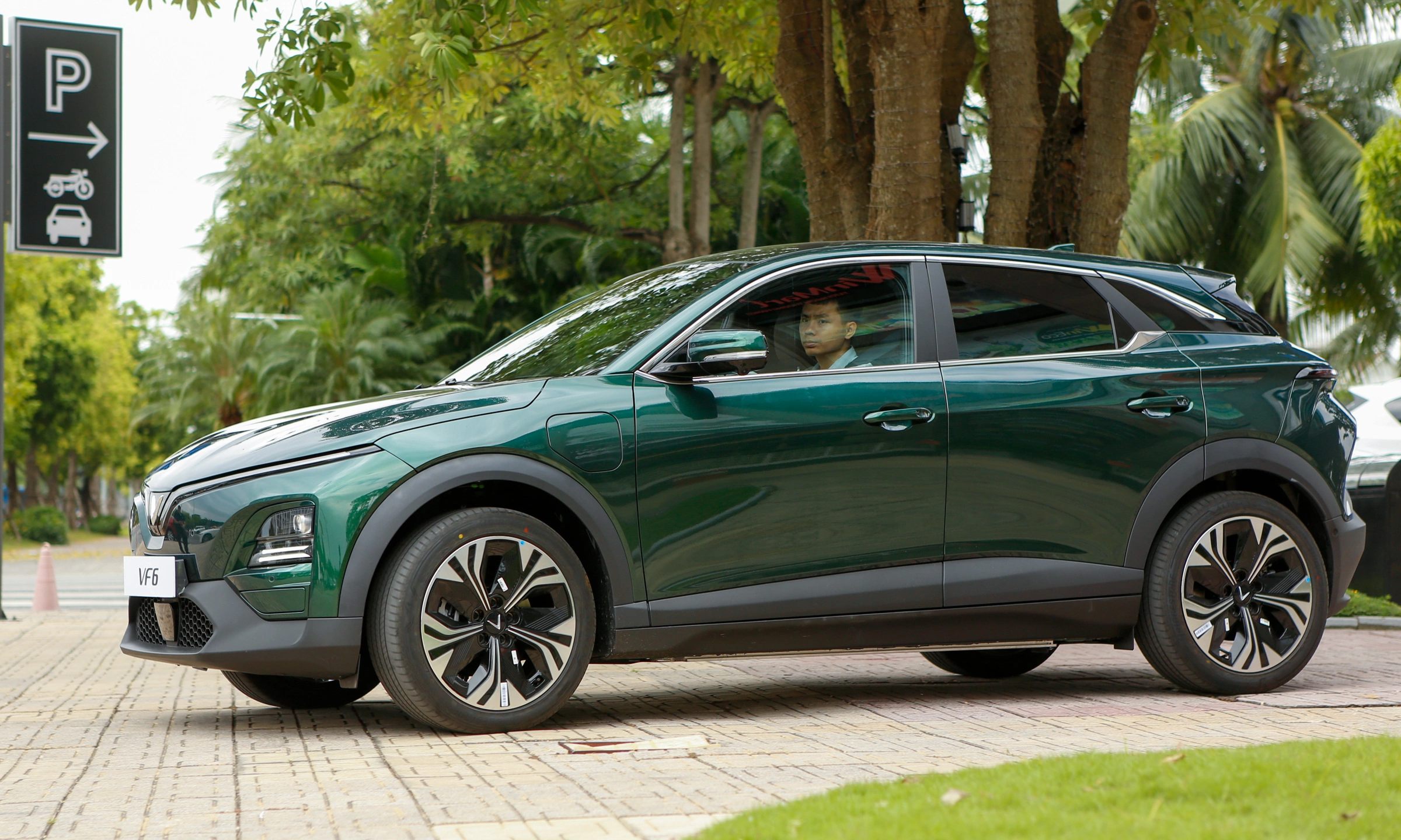 VinFast-VF-6-2023-2937